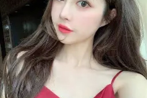 关晓彤被内涵潜规则：更可怕的是所有人都在等塌房